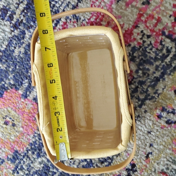 Longaberger Woven Memories Basket with Butternut fabric and Plastic Liner - Picture 5 of 15